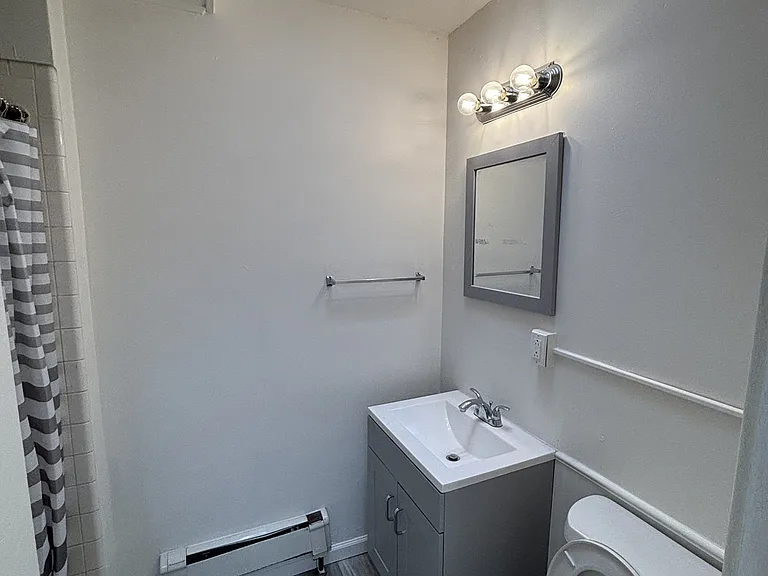 211-M C Ave #A — Photo 4