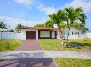 135 NW 208th St, Miami Gardens, FL 33169