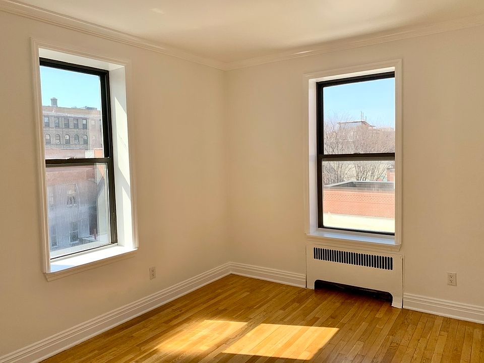 1st image of 748 E 9th St #D3