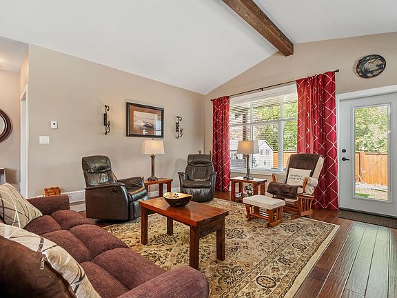 4th image of 7319 Morrow Rd #18