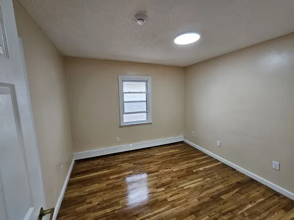 14728 227th St Floor 1, Springfield Gardens, NY 11413