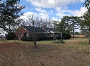 37 Honeycutt Rd, Willow Spring, NC 27592