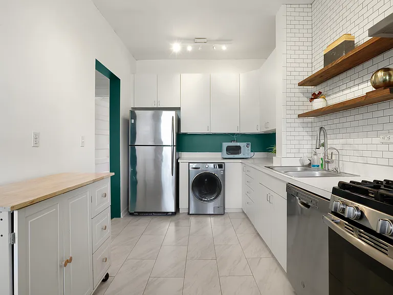 432 W Dickens Ave #3 — Photo 9