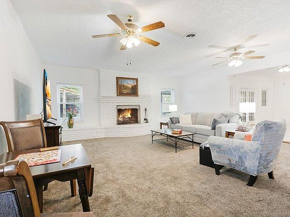 4th image of 3224 Patricia Ln