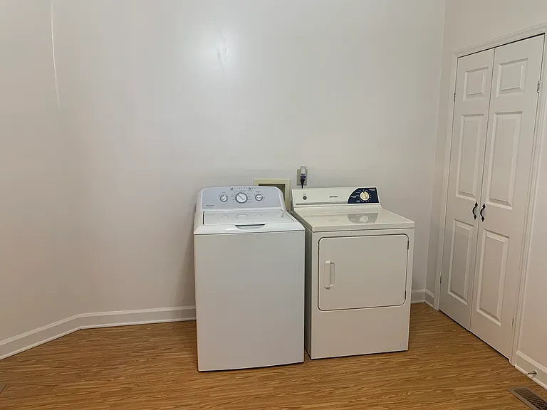 Washer & dryer