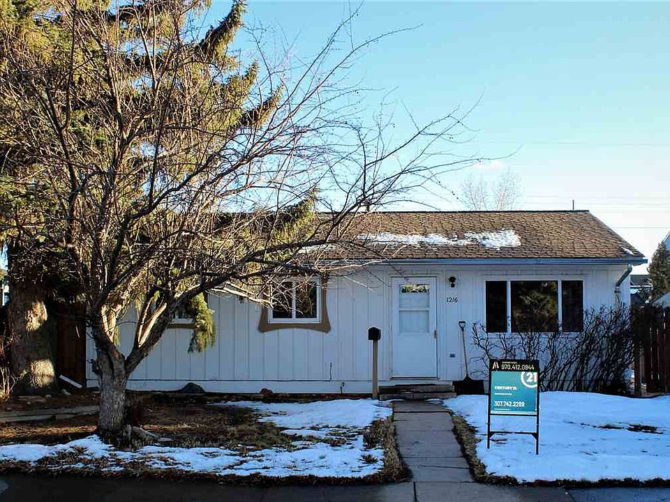 1st image of 1216 Palmer Dr