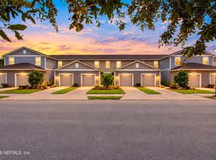 9555 Star Dr, Jacksonville, FL 32256