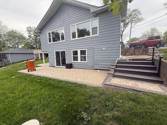 3rd image of 21990 W 6th St