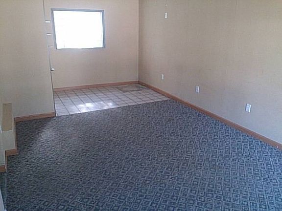 4th image of 3475 Dahlgreen Dr