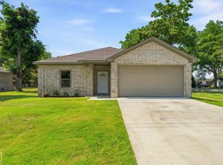 202 E Gum St, Walnut Ridge, AR 72476