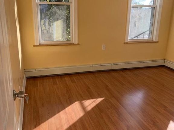 2nd image of 4418 Bruner Ave