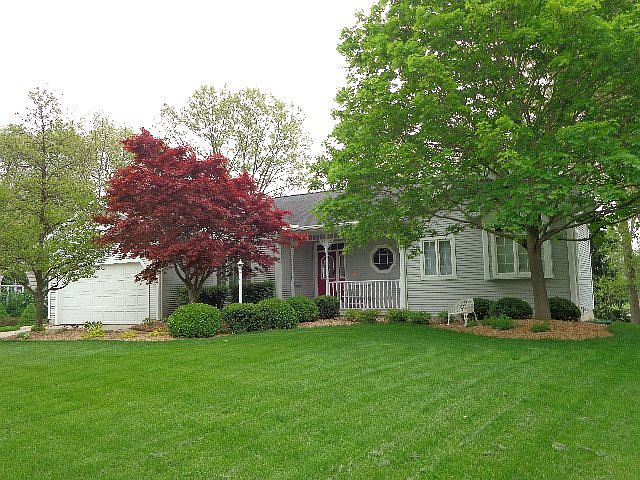 1st image of 1895 Glenshire Dr