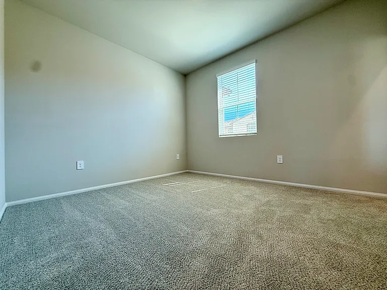 4889 Merida Way — Photo 28