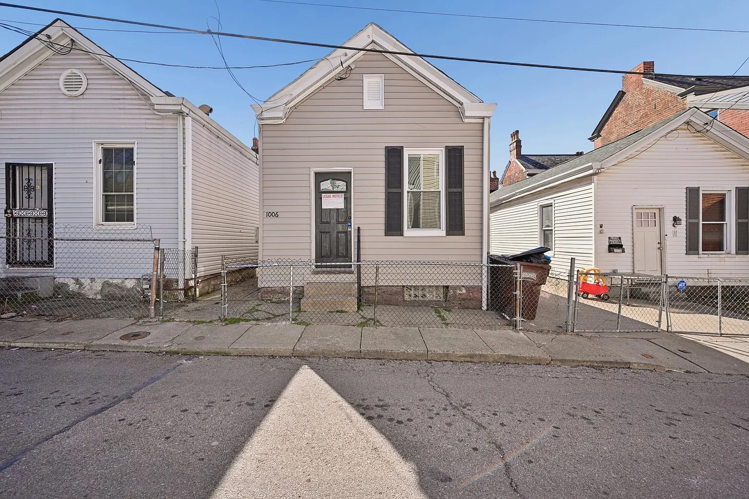 1006 Liberty St photo 1
