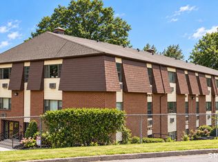45 Stevens St #3A, Bridgeport, CT 06606