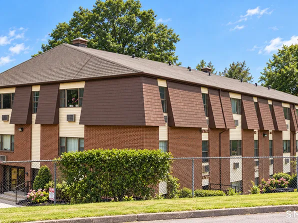 45 Stevens St #3A, Bridgeport, CT 06606