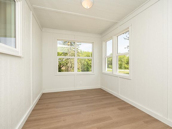 5th image of 6950 W 270th St