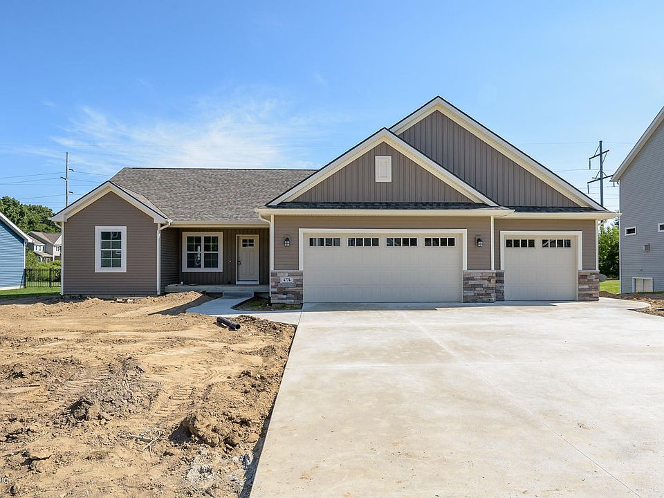1st image of 4774 Bahama Ln