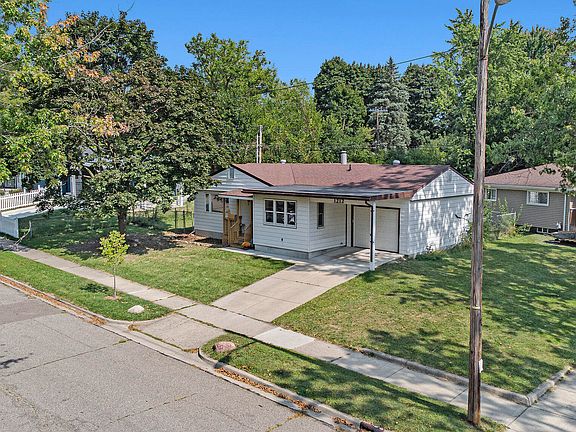 2nd image of 1212 City Dr