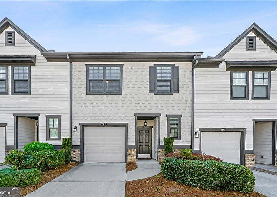 1st image of 200 Mountain Rest Ct SE