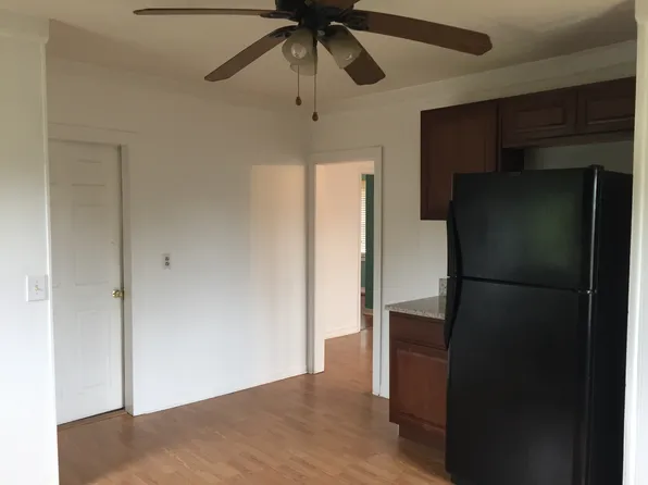 1142 Poquoson Ave, Poquoson, VA 23662