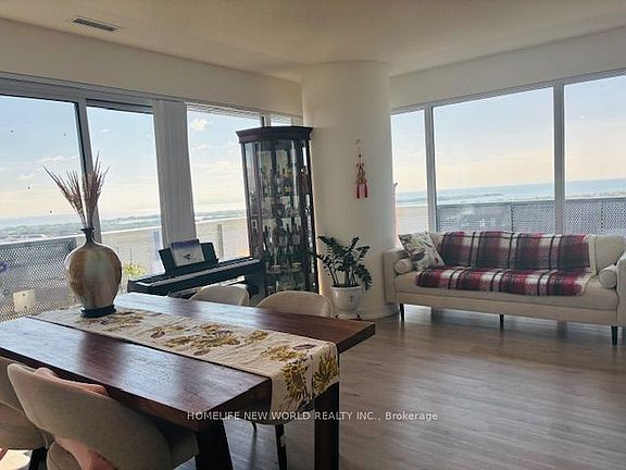 3rd image of 138 Downes St #3507