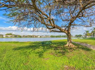 394 Driftwood Ter, Boca Raton, FL 33431