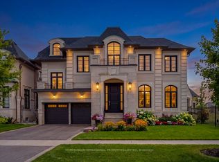9 Lonergan Cres, Toronto, ON M2M 0B6