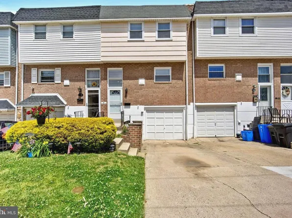 3611 Whitehall Ln, Philadelphia, PA 19114