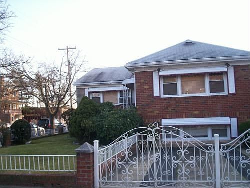 2nd image of 5522 Avenue I