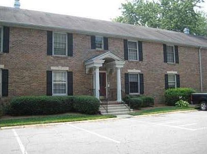 2nd image of 6700 Roswell Rd NE APT 22B