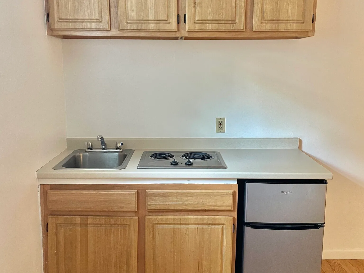 Studio, 9999 sqft, $1,995 — Photo 3