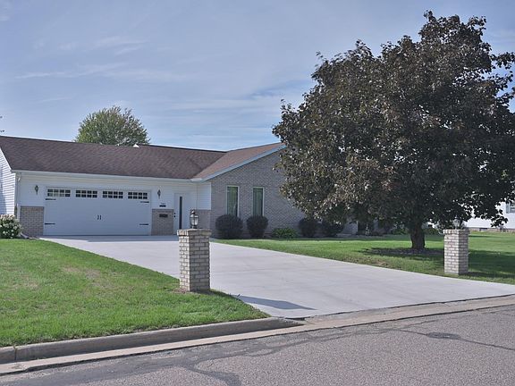 5th image of 740 Deresch St