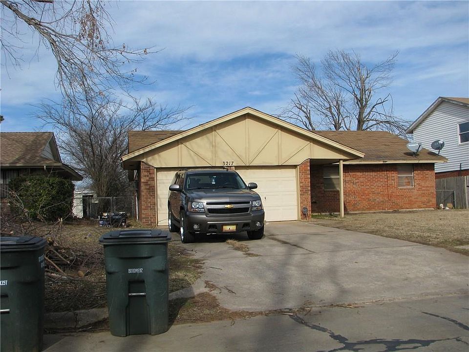 1st image of 3217 Hillside Dr