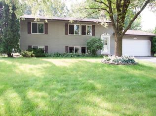 2128 Cliffview Dr, Eagan, MN 55122