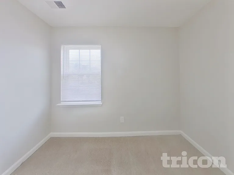12724 Deaton Hill Dr — Photo 11