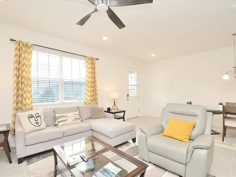 2331 Garden Belle Dr — Photo 8