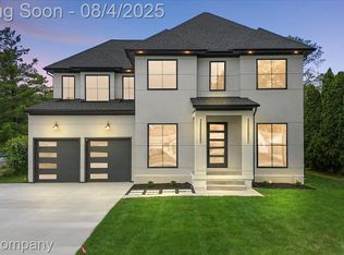 3367 Kilmer Dr, Troy, MI 48083