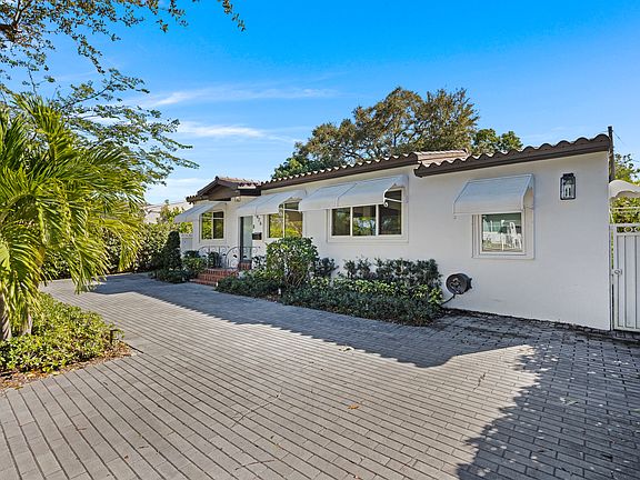 3rd image of 6476 SW 10th Ter