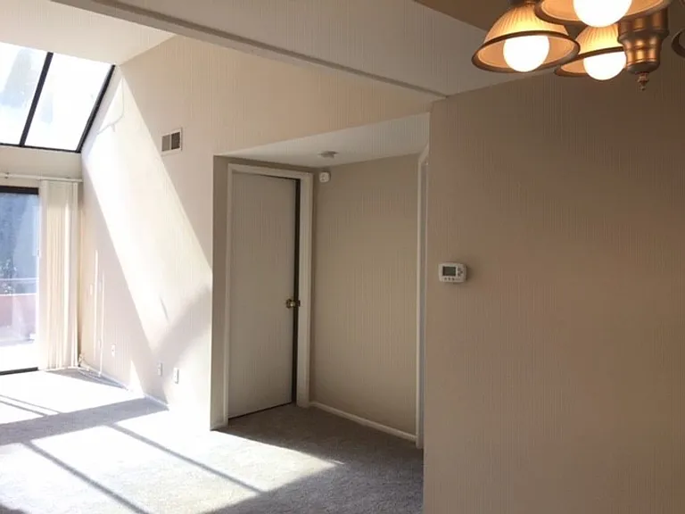25761 Le Parc #26 — Photo 15