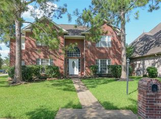 17118 Shadow Valley Dr, Spring, TX 77379