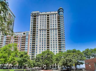 840 N Lake Shore Dr APT 2401, Chicago, IL 60611