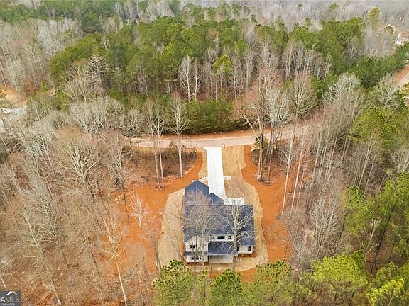 3rd image of 730 Primrose Ln