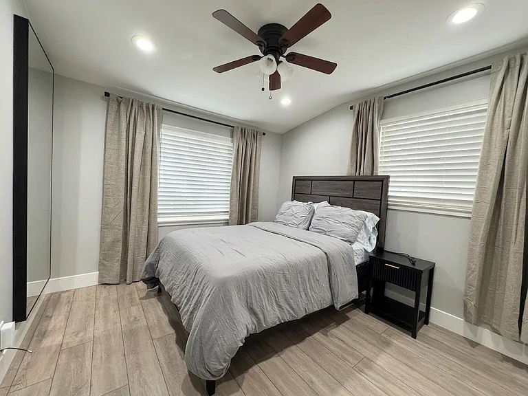 2062 Leon Dr — Photo 9
