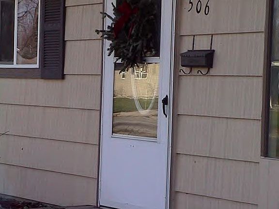 2nd image of 506 Meadowlawn Dr