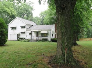 3041 Farmdale Rd, Akron, OH 44312