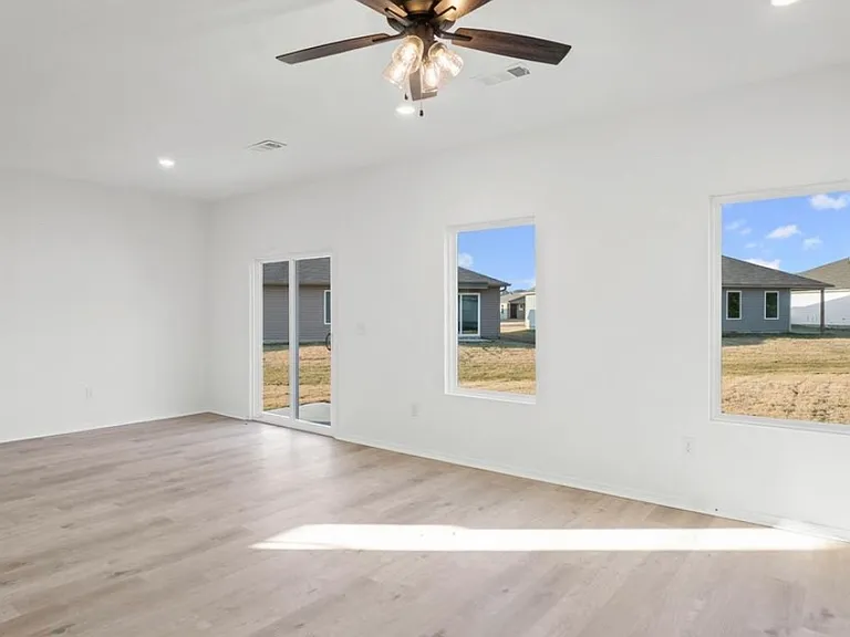 152 Meadow Dr — Photo 11