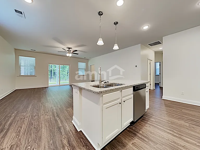 406 Ronter Ct — Photo 5