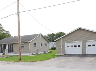 415 E Maple St, Rensselaer, IN 47978
