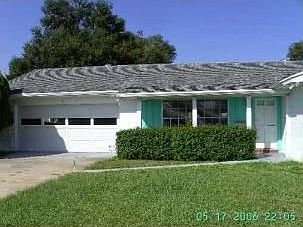 2nd image of 411 Avenue O SE